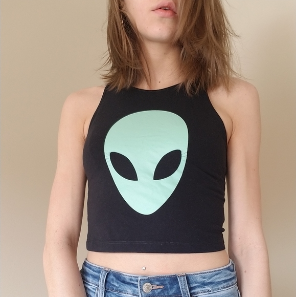 Alien crop top - Picture 2 of 3